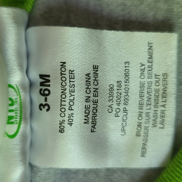 Sesame Street Oscar the Grouch onesie/bodysuit - Picture 3 of 4